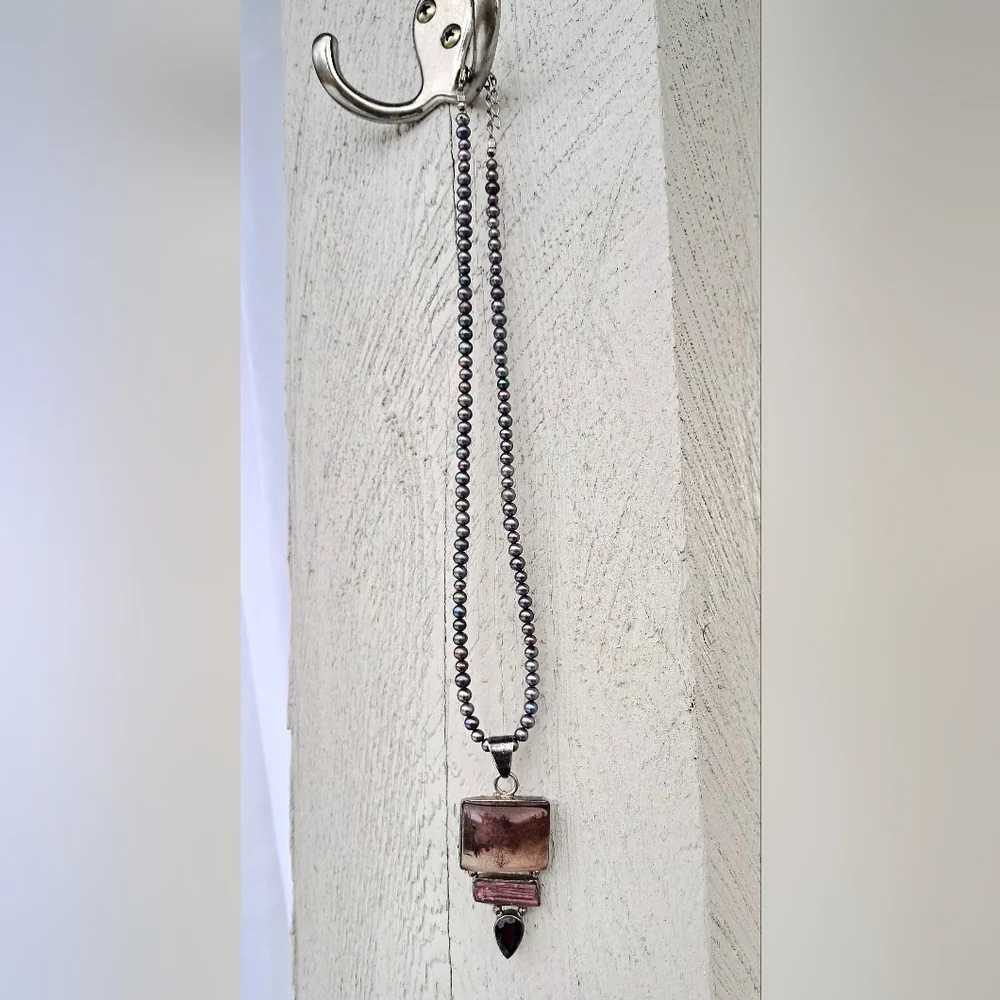 Vintage Genuine Pearl Necklace With 925 Sterling Silver Gemstone Pendant